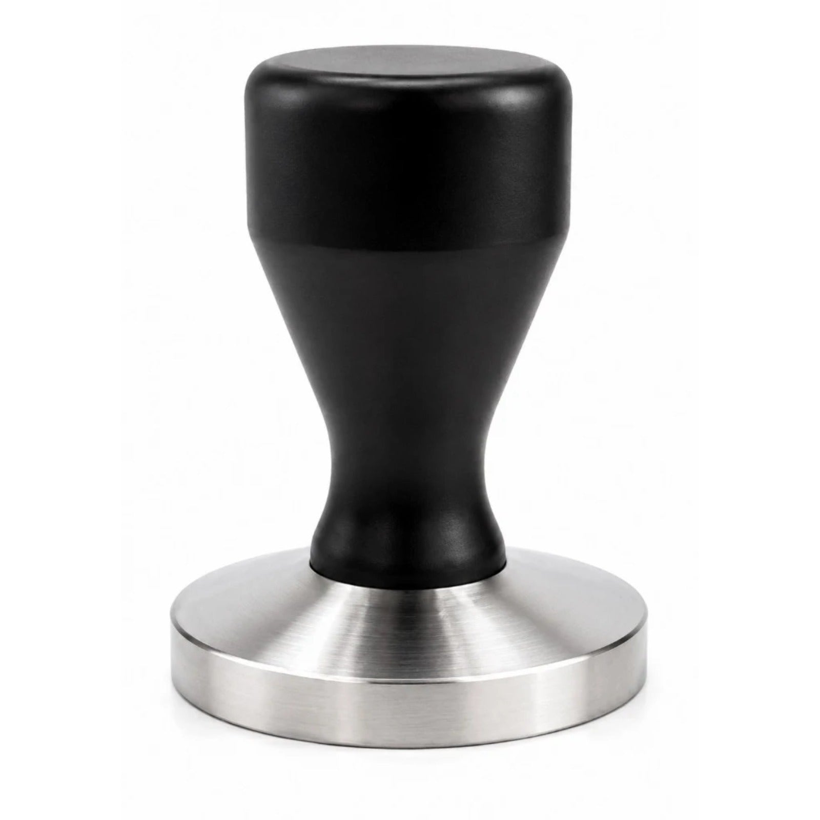 Nerezový tamper na utláčanie kávy v páke 58mm - čierny: detail čiernej rukoväte a nerezovej plochej základne